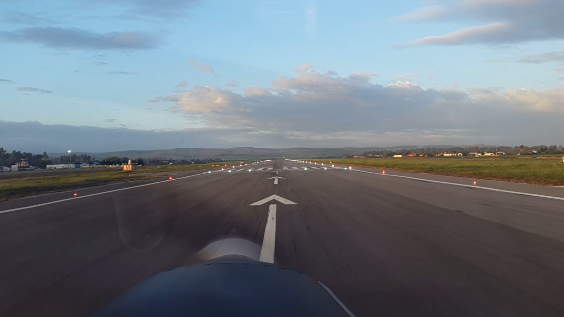 Escuela de pilotos y de vuelo de ultraligeros ULM