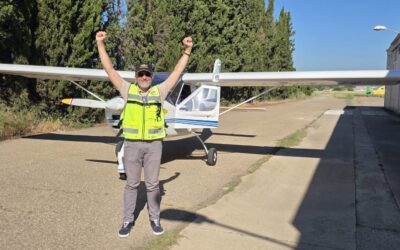 Diego realiza su primera suelta en solitario en el Aeropuerto de Córdoba